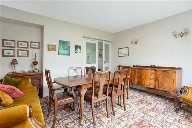 15 Ardeevin Avenue, Lucan, Dublin