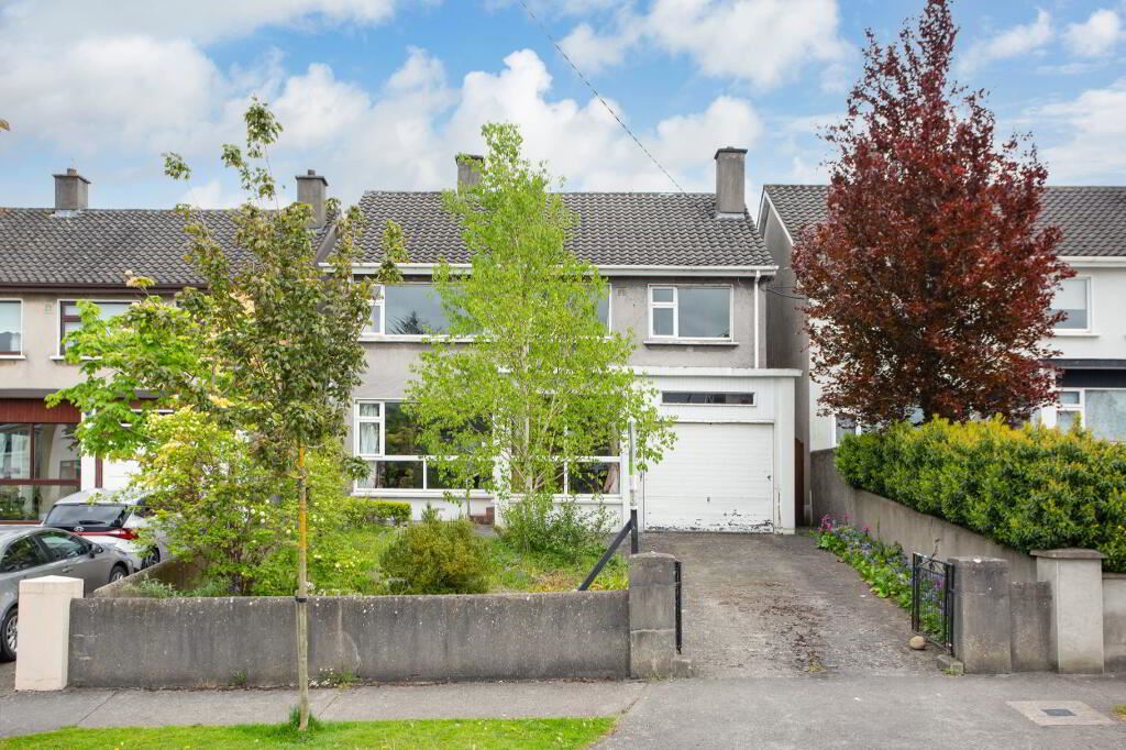 15 Ardeevin Avenue, Lucan, Dublin