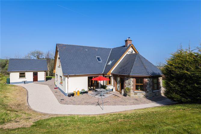 Cnoc Bui, Det. House On C. 9 Acres, Beldaragh, Naul, Co. Dublin