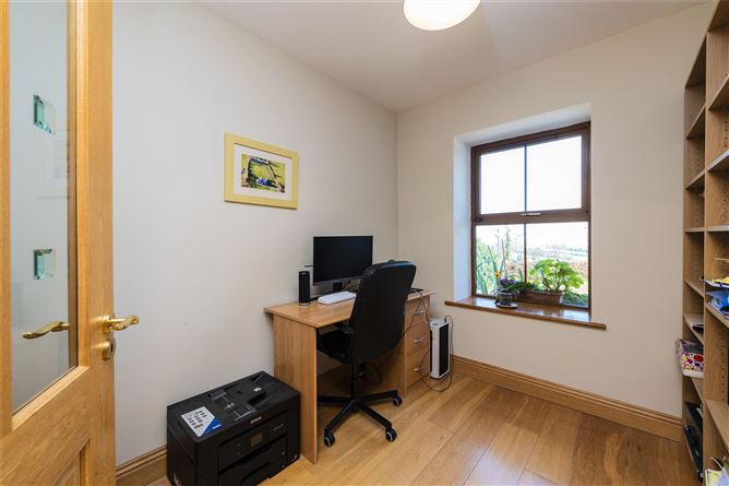 Cnoc Bui, Det. House On C. 9 Acres, Beldaragh, Naul, Co. Dublin