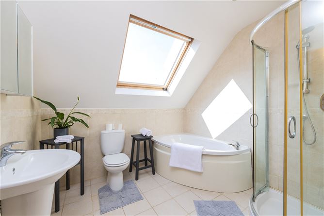 Cnoc Bui, Det. House On C. 9 Acres, Beldaragh, Naul, Co. Dublin
