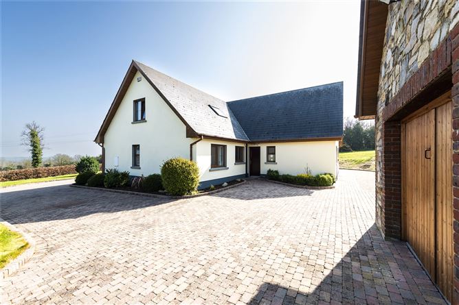 Cnoc Bui, Det. House On C. 9 Acres, Beldaragh, Naul, Co. Dublin