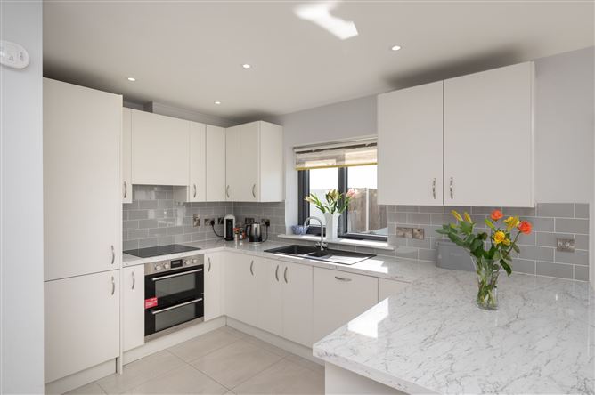 12 Blossom Hill , Broomfield Village , Midleton, Cork