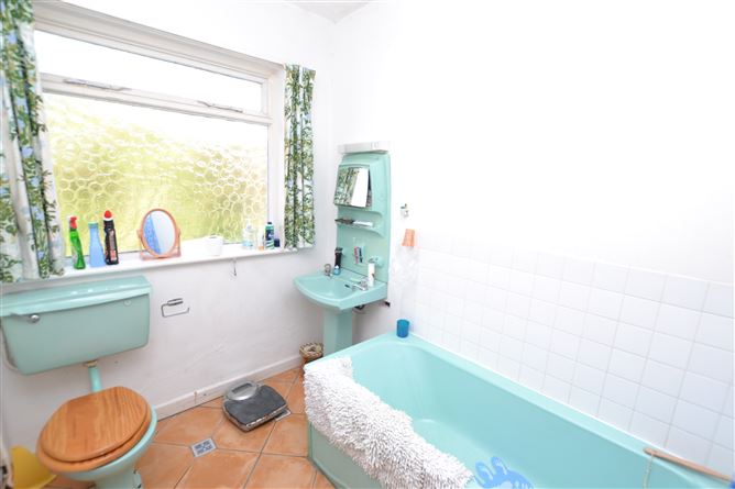 4 Hillview Close, Kildermot, Ballymoney, Wexford
