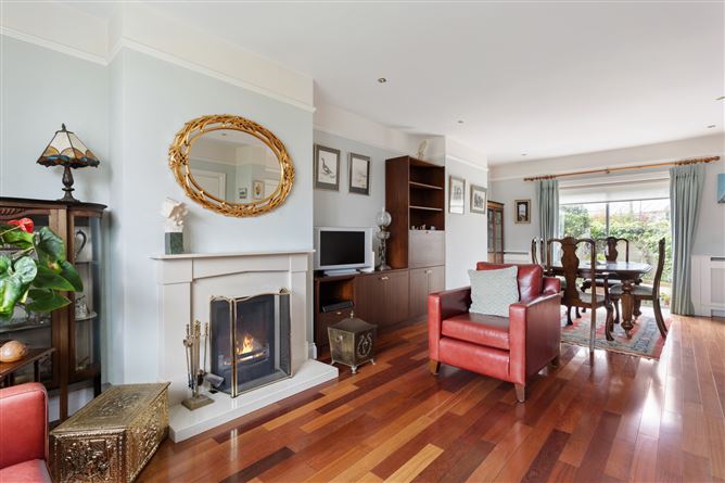 25 Nutgrove Park, Clonskeagh, Dublin 14