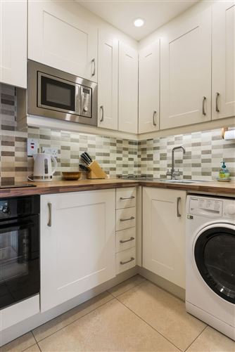 8 The Sycamores, Stradbrook Hill, Blackrock, Co. Dublin
