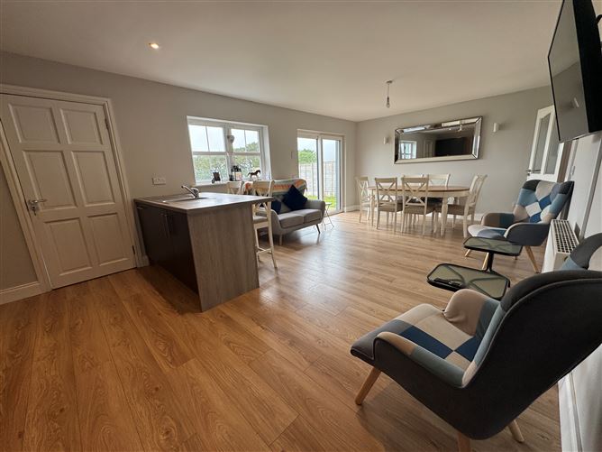 Ref 1190 - 20 Lighthouse View, Caherciveen, Kerry