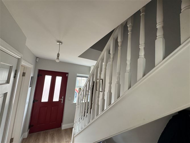 Ref 1190 - 20 Lighthouse View, Caherciveen, Kerry