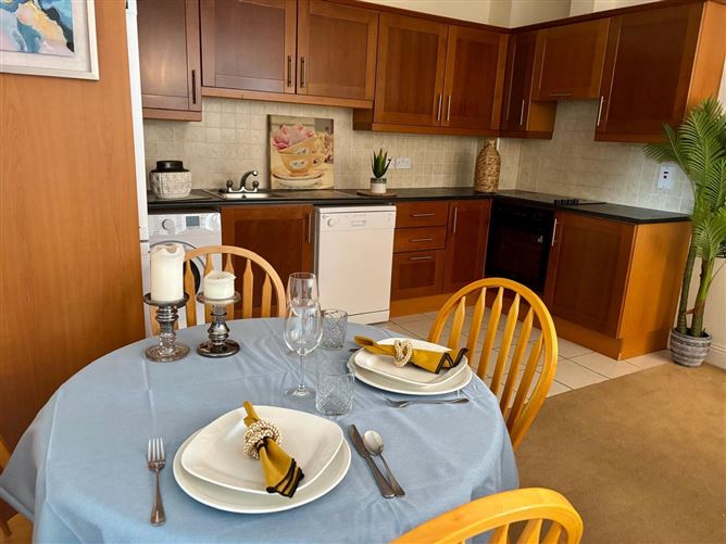 28 Lios Mor, Newport, Co. Mayo