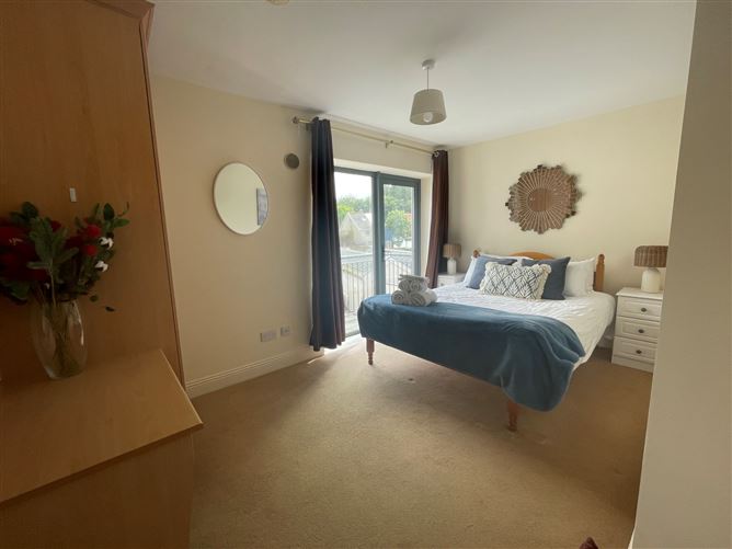 28 Lios Mor, Newport, Co. Mayo