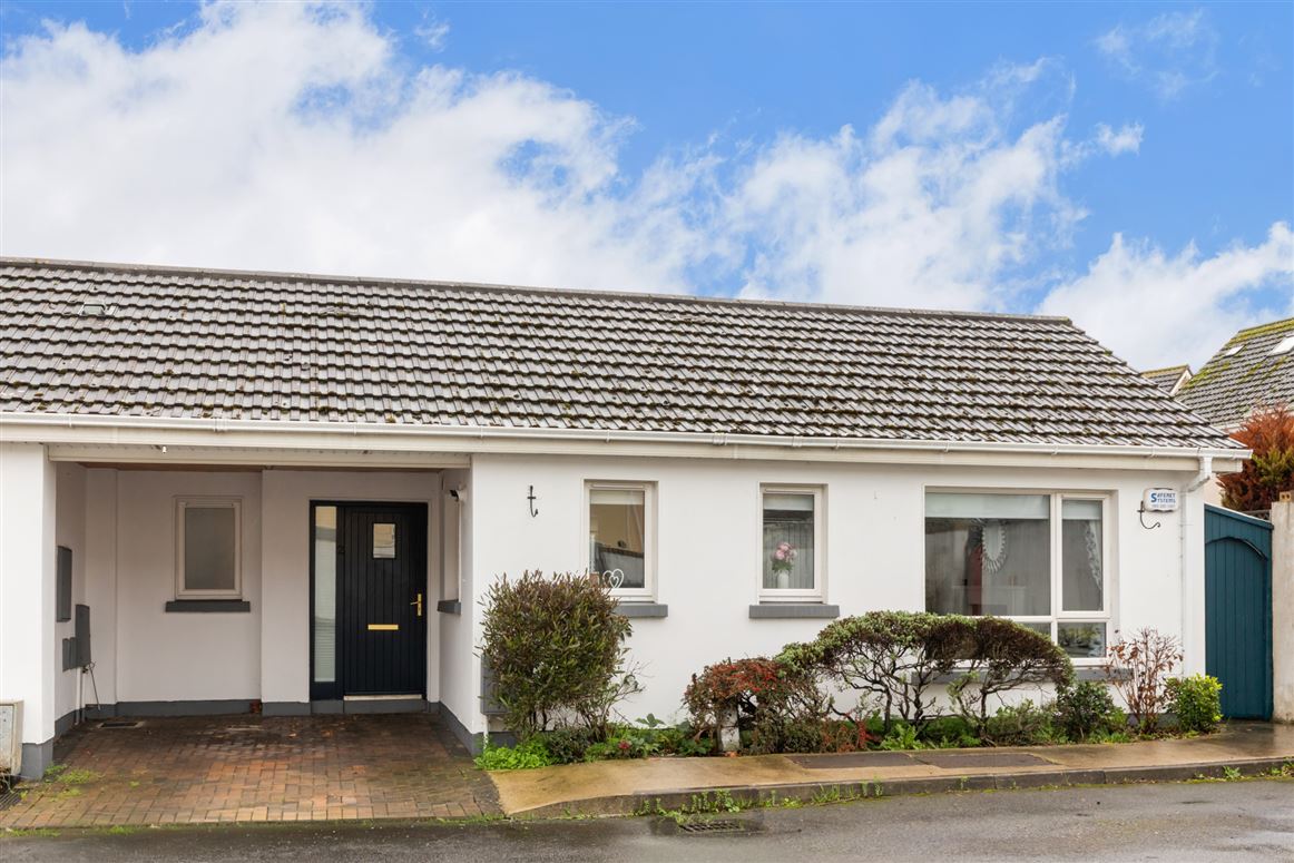 2 Willans Grove North, Ongar, Dublin 15