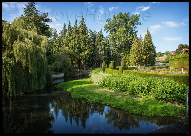 https://photos-a.propertyimages.ie/media/4/7/6/5016674/90733722-5745-4f48-b896-4a450814285f_l.jpg
