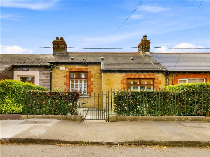 3 Connaught Parade, Phibsborough, Dublin 7