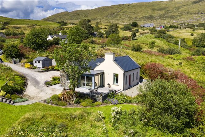 Mount Gable Cottage, Ballard, Clonbur, Co. Galway