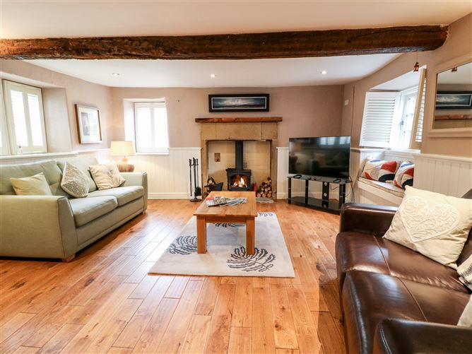Christmas Cottage,Shirland, Derbyshire, United Kingdom