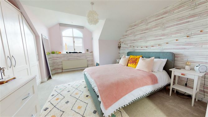 7 Elton Court, Sandycove, Co. Dublin