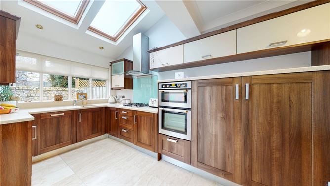 7 Elton Court, Sandycove, Co. Dublin