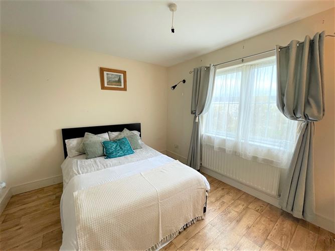 53 The Crescent, Ongar Village, Ongar, Dublin 15