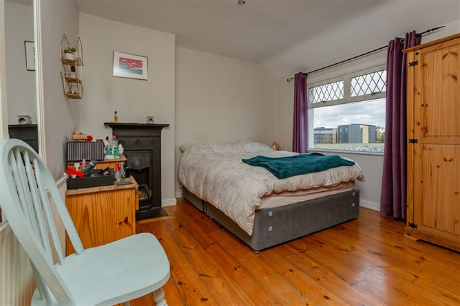50 Aughavannagh Road , Crumlin,   Dublin 12