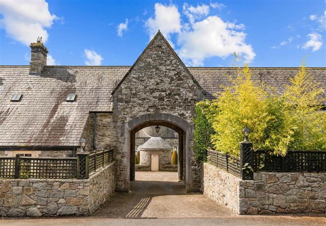 Photo 15 of 23 — 7 The Main Courtyard, Headfort Demesne, Kells, Meath