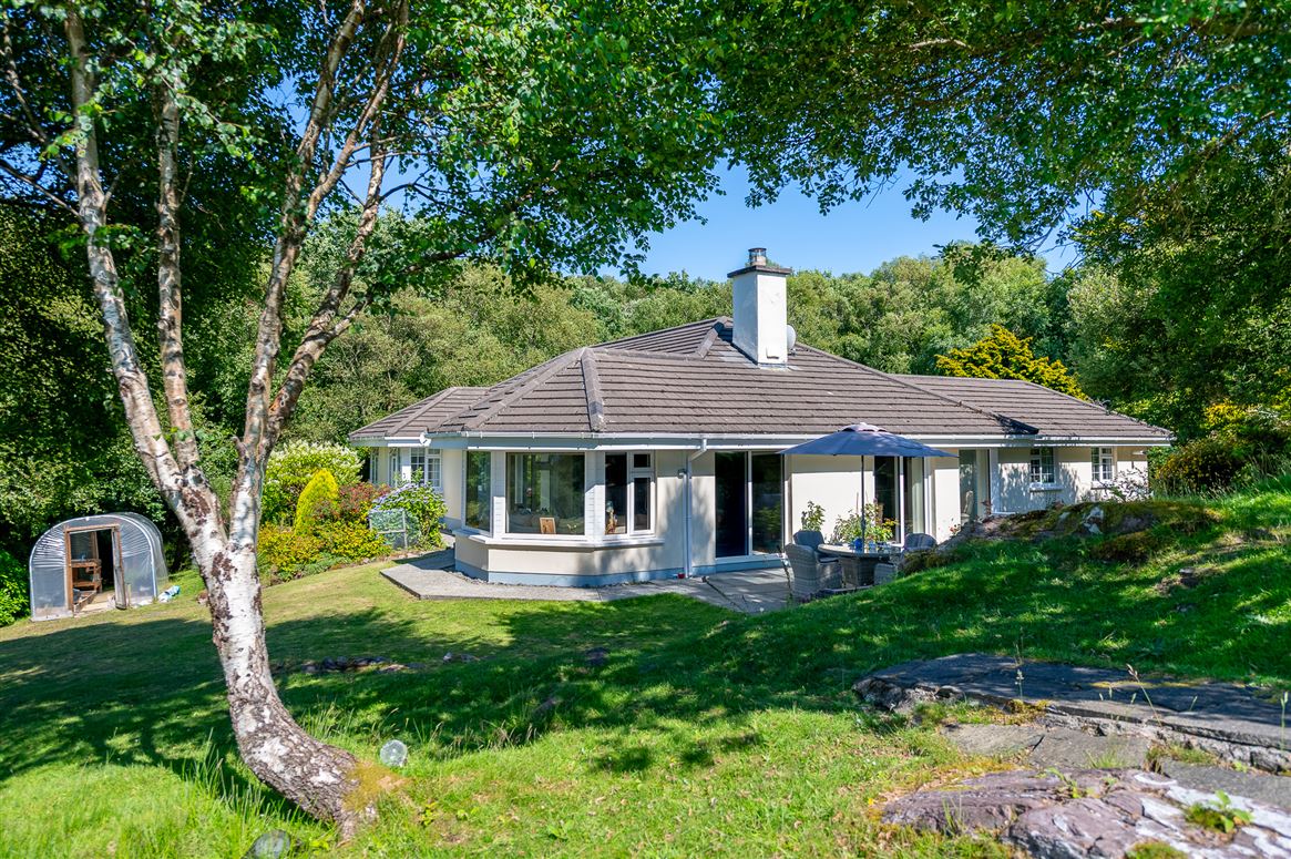 Cedar Creek Cottage, Feorus West, Kenmare, Co. Kerry, V93KV56 Cedar Creek Cottage, Feorus West, Kenmare, Co. Kerry, V93KV56