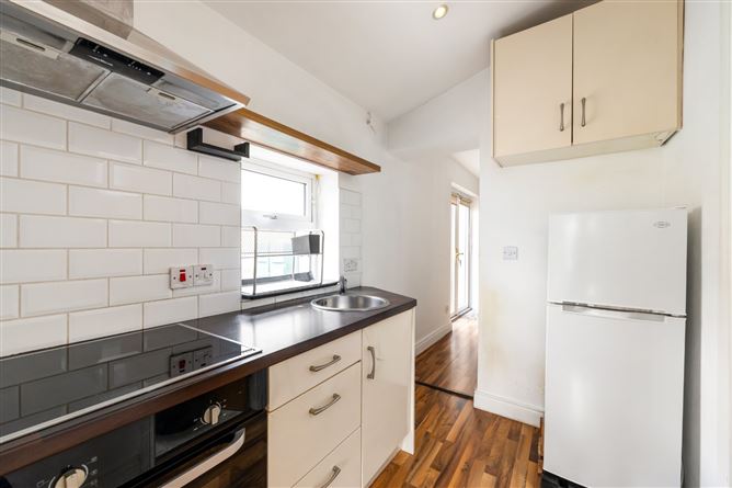 Photo 7 of 10 — 211 Clonliffe Road, Drumcondra, Dublin 9