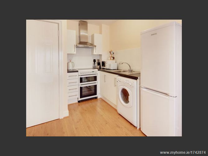 8 Deerpark Lodge, Kiltipper, Tallaght,  Dublin 24