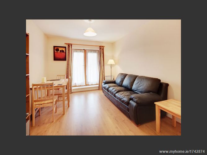 8 Deerpark Lodge, Kiltipper, Tallaght,  Dublin 24