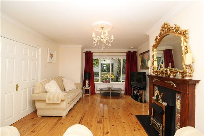 1 Burnell Park Green, Castleknock, Dublin 15