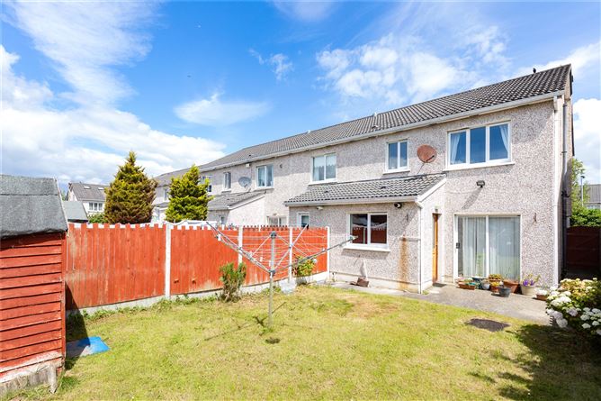 69 Ravenswood Crescent, Clonsilla, Dublin 15