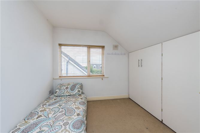 2 Rogerstown Court, South Shore Road, Rush, Co. Dublin