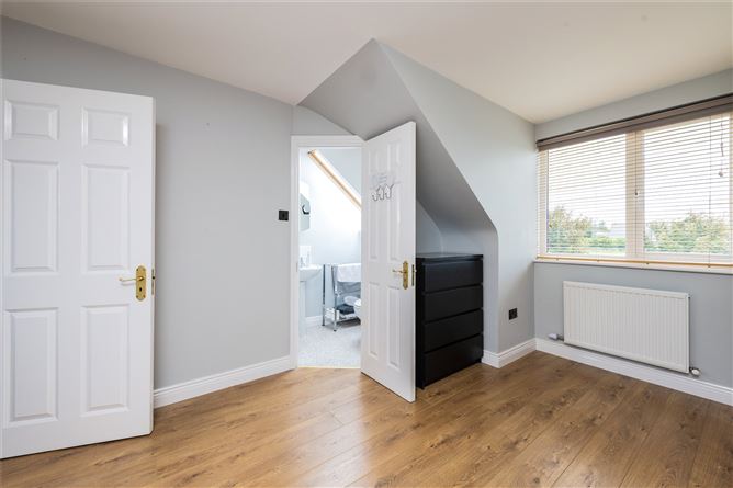 2 Rogerstown Court, South Shore Road, Rush, Co. Dublin