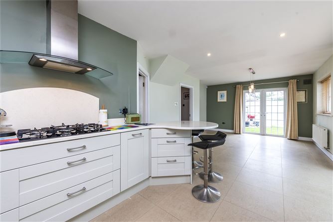 2 Rogerstown Court, South Shore Road, Rush, Co. Dublin