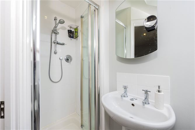 2 Rogerstown Court, South Shore Road, Rush, Co. Dublin