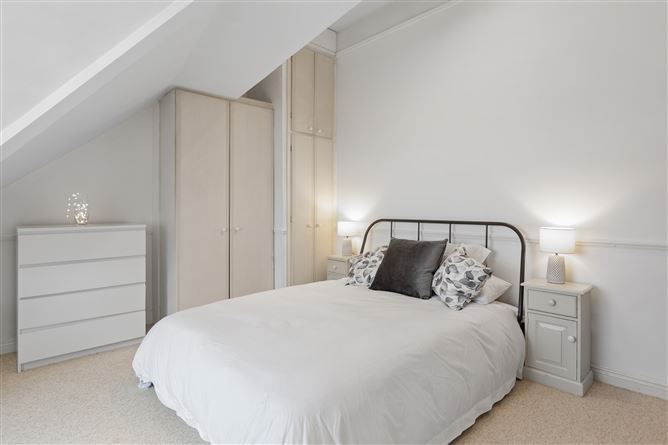 33 Harcourt Hall, South City Centre, Dublin 2