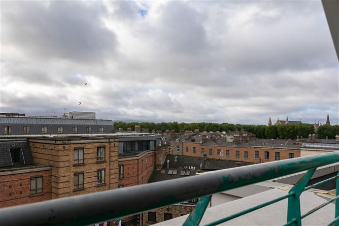 33 Harcourt Hall, South City Centre, Dublin 2