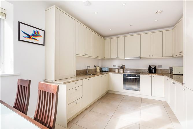 32 The Terrace, Robswall, Malahide, Co. Dublin