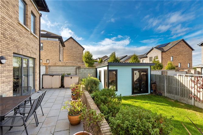 32 The Terrace, Robswall, Malahide, Co. Dublin