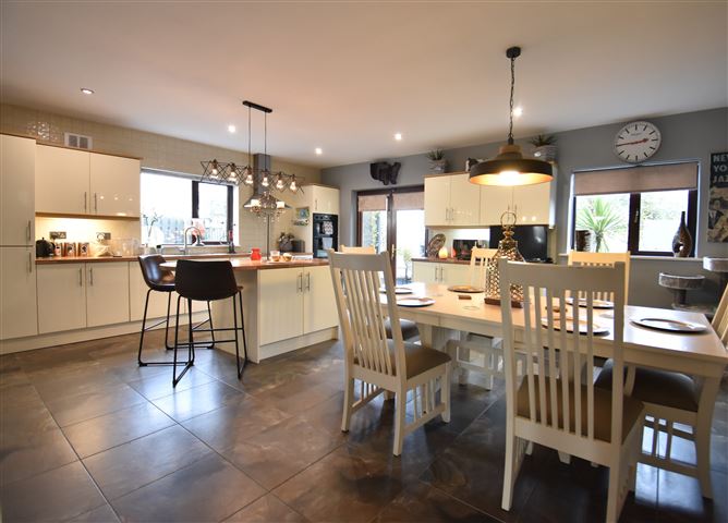 7 Seven Oaks Enniscorthy, Co. Wexford, Enniscorthy, Wexford