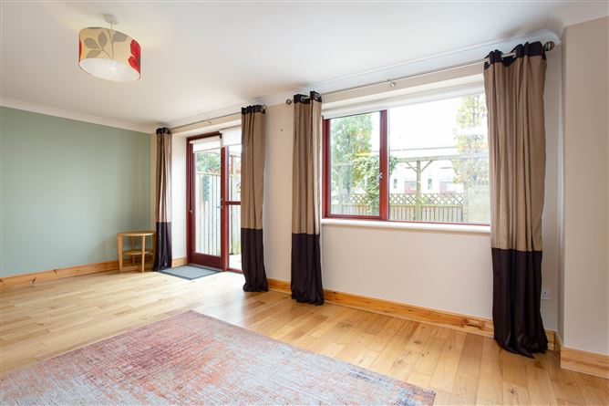 9 Castlegate Copse, Lucan, Dublin