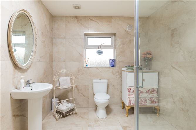 39 Oakhill, Gorey, Co. Wexford