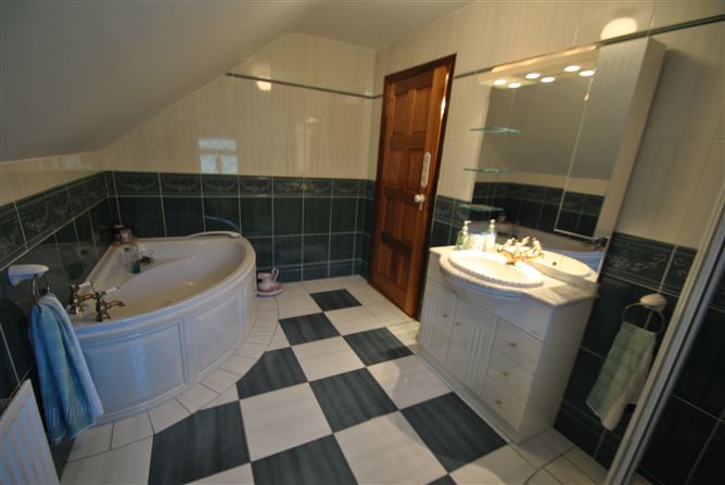 Gloster, Brosna, Birr, Co. Offaly
