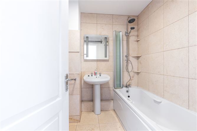 42 St Johns Wells Way, Kilmainham, Dublin 8