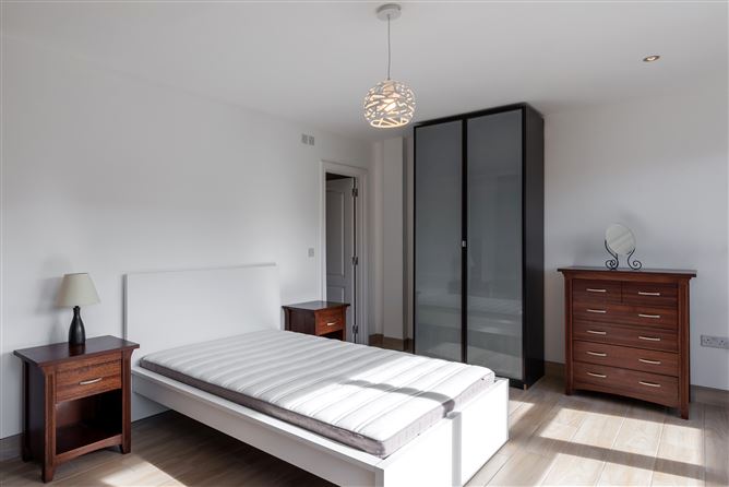42 St Johns Wells Way, Kilmainham, Dublin 8