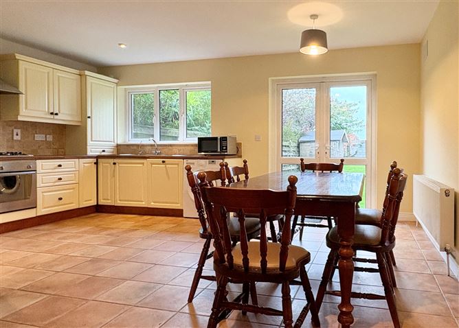 64 Chapelfields, Urlingford, Kilkenny