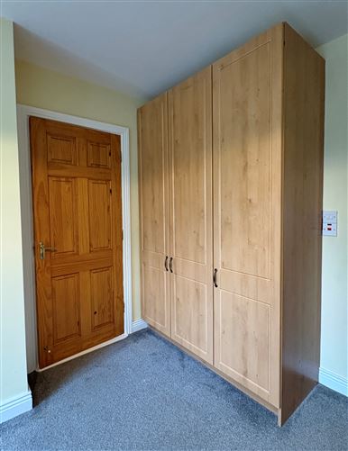 64 Chapelfields, Urlingford, Kilkenny