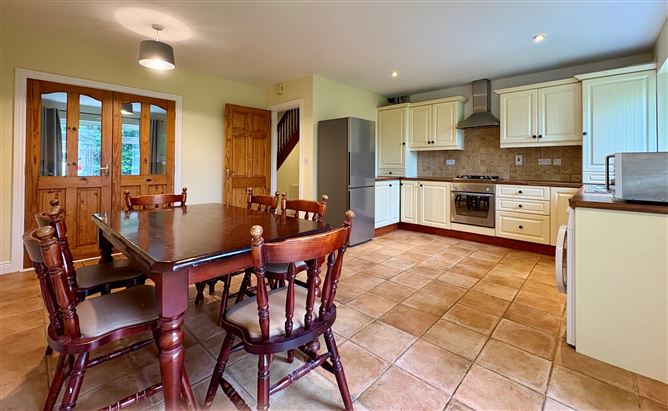 64 Chapelfields, Urlingford, Kilkenny
