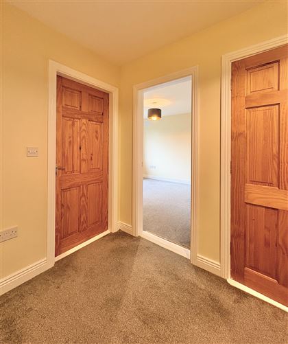 64 Chapelfields, Urlingford, Kilkenny