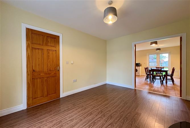 64 Chapelfields, Urlingford, Kilkenny