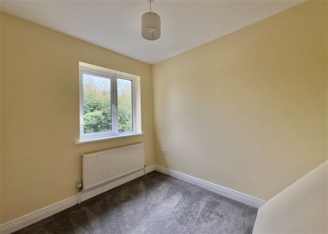64 Chapelfields, Urlingford, Kilkenny